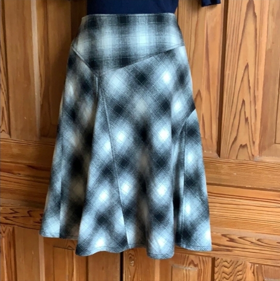 Black and White Tribal Wool Plaid Skirt - Picture 2 of 8